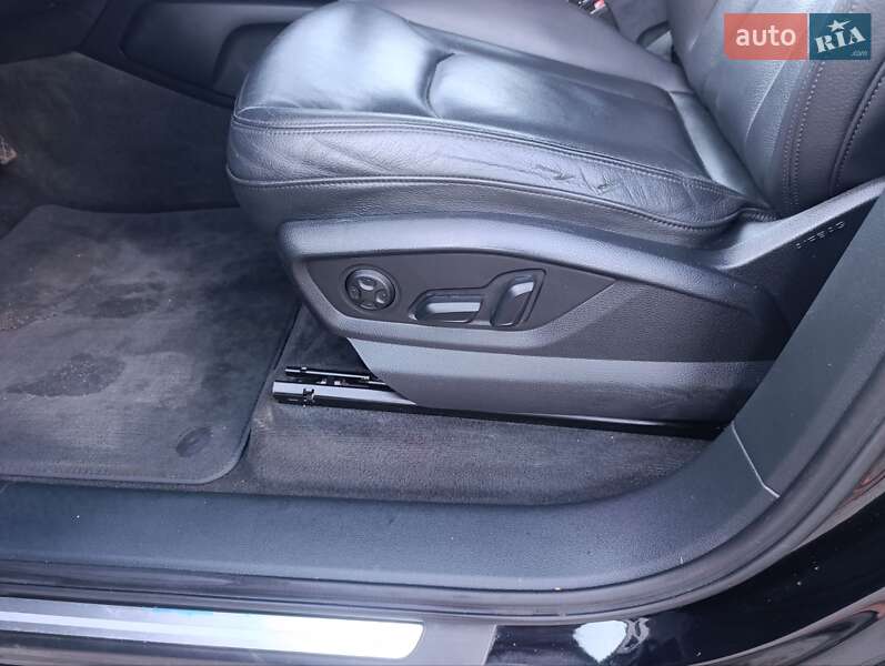 Позашляховик / Кросовер Audi Q7 2016 в Володимирі фото 15 Позашляховик / Кросовер Audi Q7 2016 в Володимирі