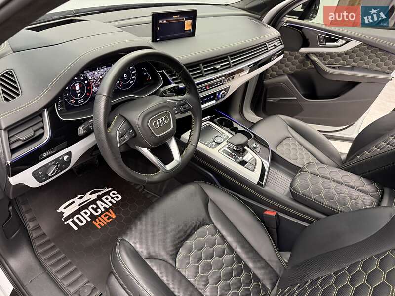 Позашляховик / Кросовер Audi Q7 2018 в Києві