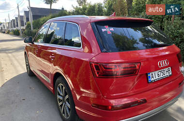 Внедорожник / Кроссовер Audi Q7 2015 в 
