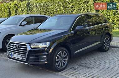 Позашляховик / Кросовер Audi Q7 2016 в 