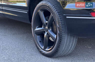 Внедорожник / Кроссовер Audi Q7 2015 в 