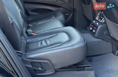 Внедорожник / Кроссовер Audi Q7 2015 в 