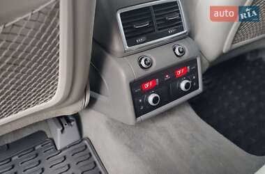 Внедорожник / Кроссовер Audi Q7 2015 в 
