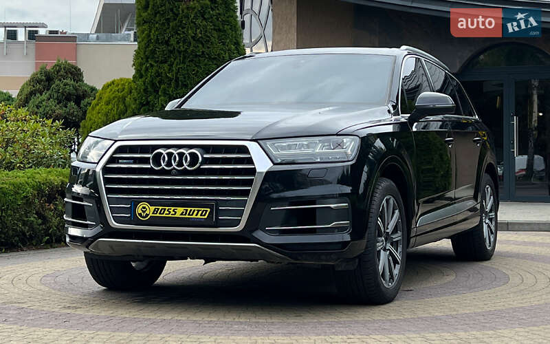 Позашляховик / Кросовер Audi Q7 2016 в Львові