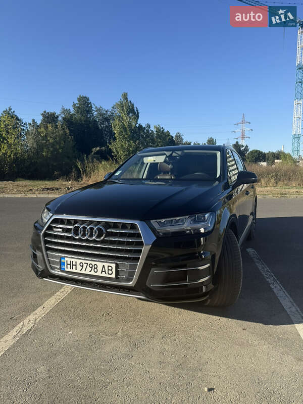 Audi Q7 2017