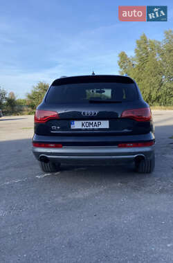 Позашляховик / Кросовер Audi Q7 2011 в 