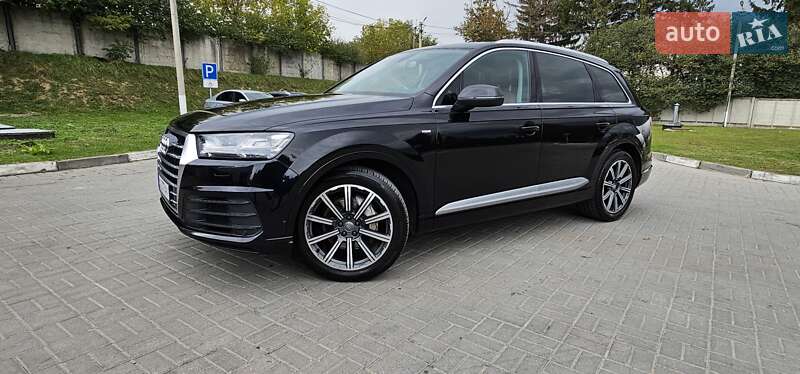 Позашляховик / Кросовер Audi Q7 2016 в Тернополі
