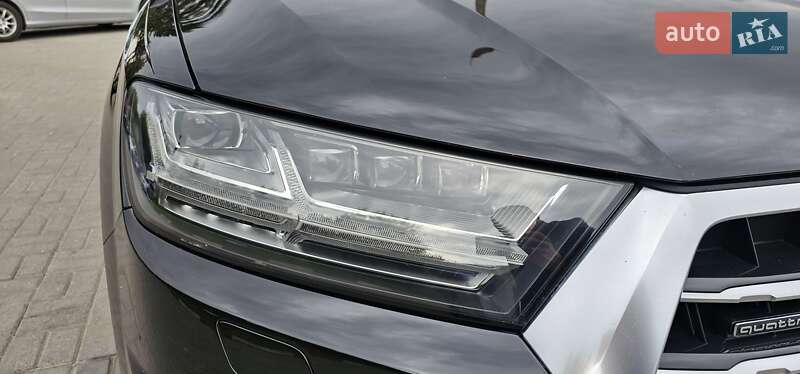 Позашляховик / Кросовер Audi Q7 2016 в Тернополі