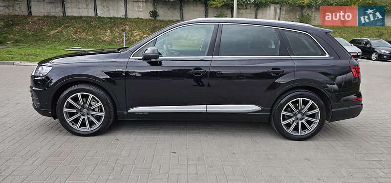 Позашляховик / Кросовер Audi Q7 2016 в Тернополі
