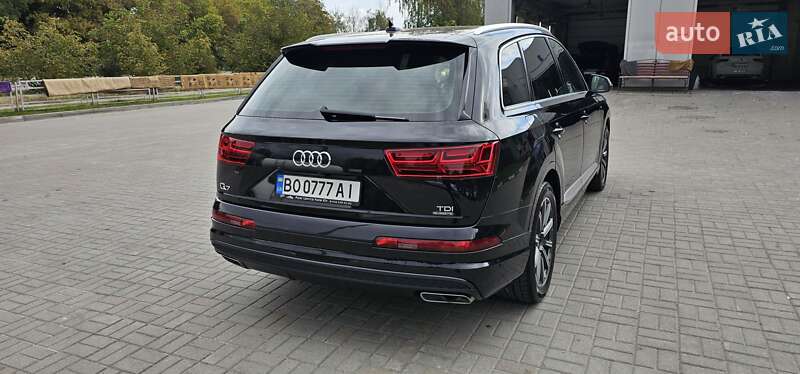 Позашляховик / Кросовер Audi Q7 2016 в Тернополі