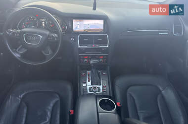 Внедорожник / Кроссовер Audi Q7 2012 в 