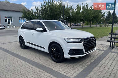 Позашляховик / Кросовер Audi Q7 2018 в Мукачевому