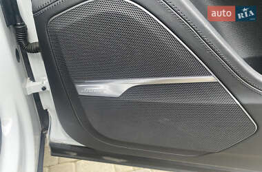 Внедорожник / Кроссовер Audi Q7 2018 в 