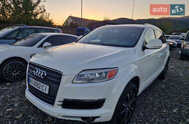 Внедорожник / Кроссовер Audi Q7 2007 в Хусте