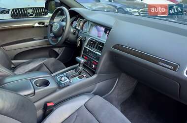 Позашляховик / Кросовер Audi Q7 2013 в 