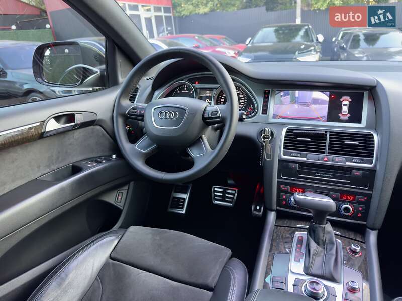 Внедорожник / Кроссовер Audi Q7 2013 в Киеве