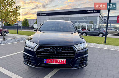 Внедорожник / Кроссовер Audi Q7 2019 в 