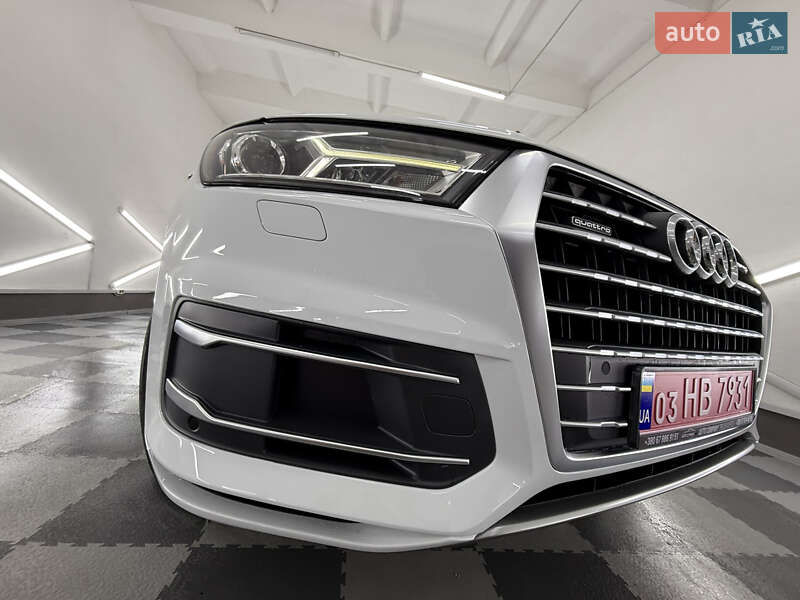 Позашляховик / Кросовер Audi Q7 2018 в Трускавці