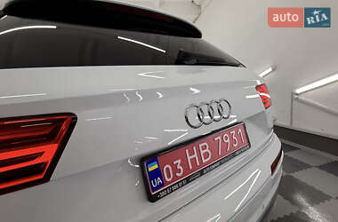 Позашляховик / Кросовер Audi Q7 2018 в 