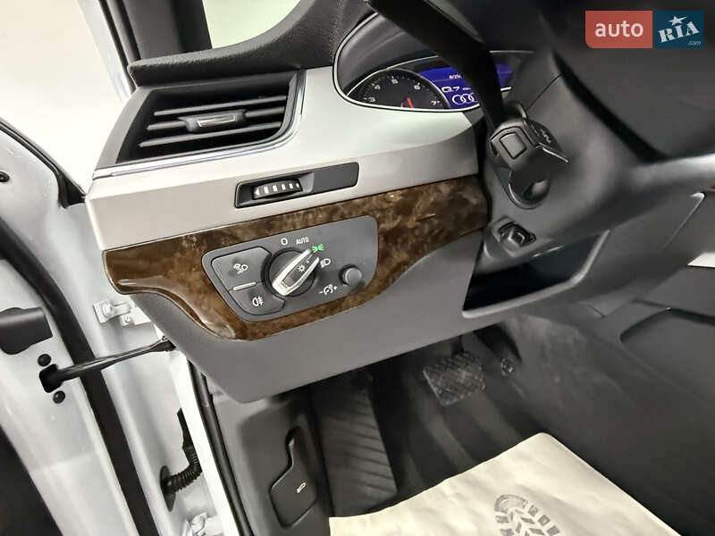 Позашляховик / Кросовер Audi Q7 2018 в Трускавці