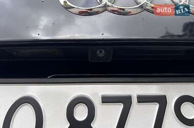 Позашляховик / Кросовер Audi Q7 2012 в 