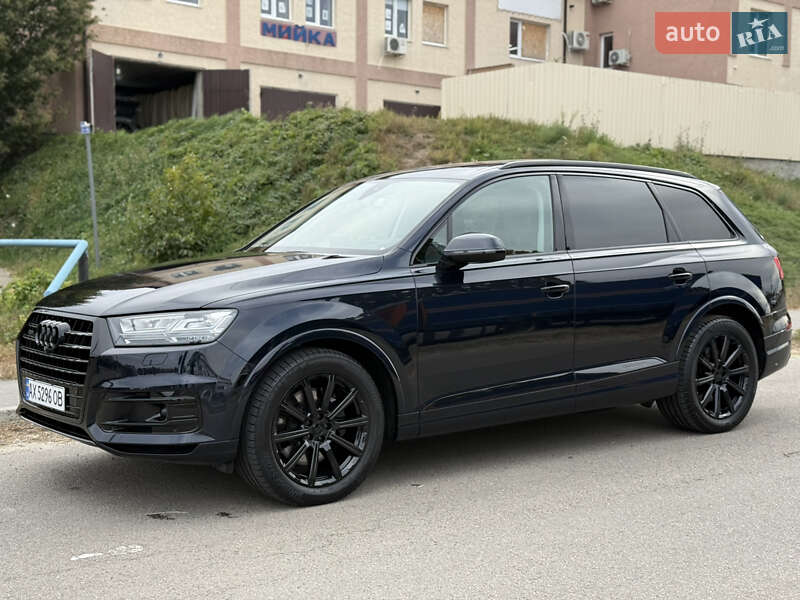 Позашляховик / Кросовер Audi Q7 2016 в Харкові