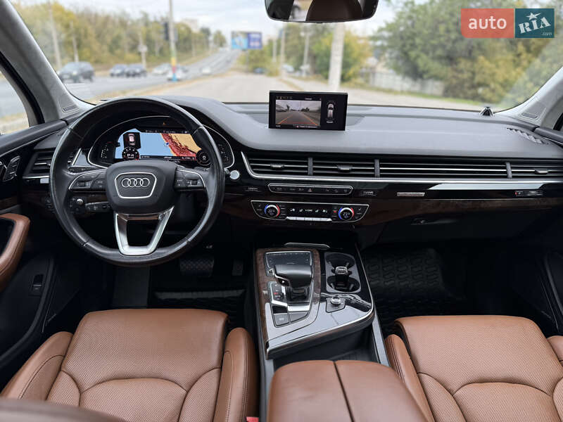 Позашляховик / Кросовер Audi Q7 2016 в Харкові