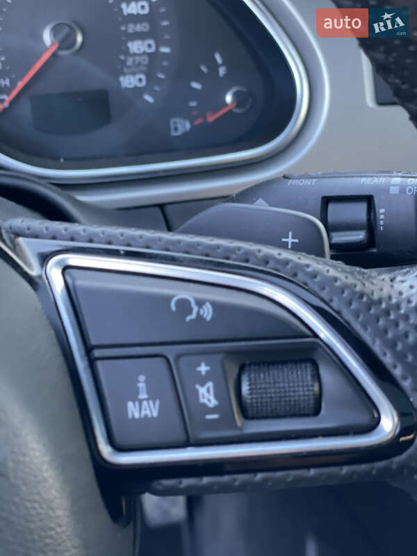 Позашляховик / Кросовер Audi Q7 2014 в Стрию
