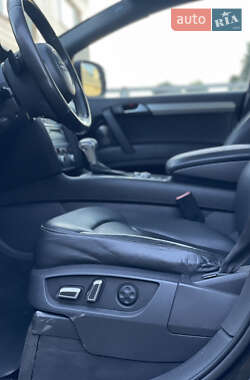 Внедорожник / Кроссовер Audi Q7 2014 в 