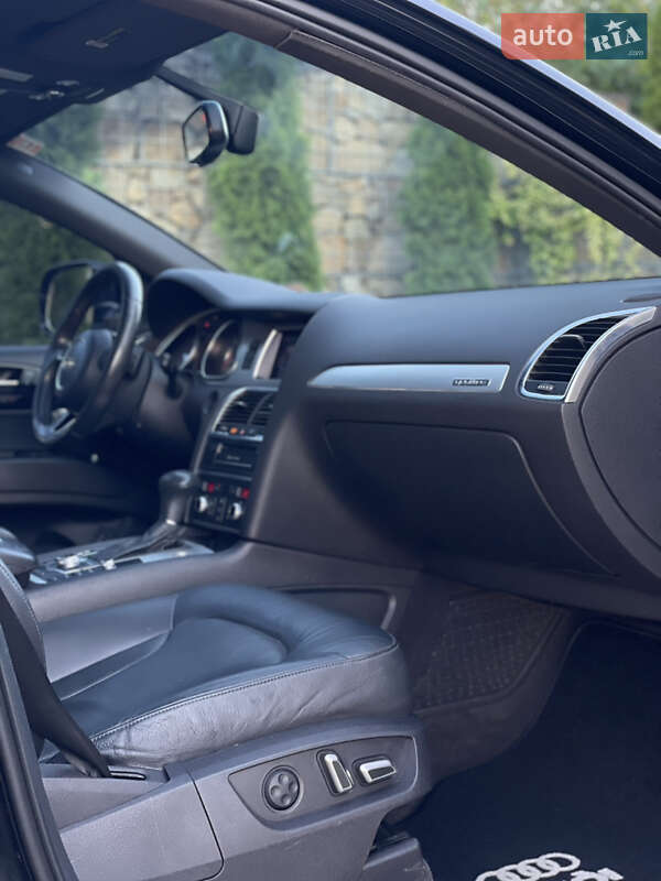 Позашляховик / Кросовер Audi Q7 2014 в Стрию