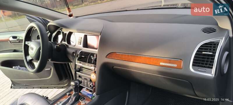 Внедорожник / Кроссовер Audi Q7 2014 в Одессе