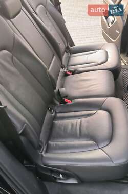 Позашляховик / Кросовер Audi Q7 2014 в 