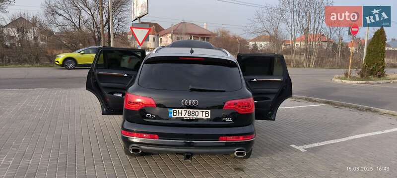 Внедорожник / Кроссовер Audi Q7 2014 в Одессе