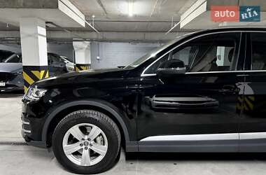 Позашляховик / Кросовер Audi Q7 2016 в 