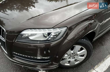 Внедорожник / Кроссовер Audi Q7 2015 в 