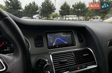 Внедорожник / Кроссовер Audi Q7 2015 в 