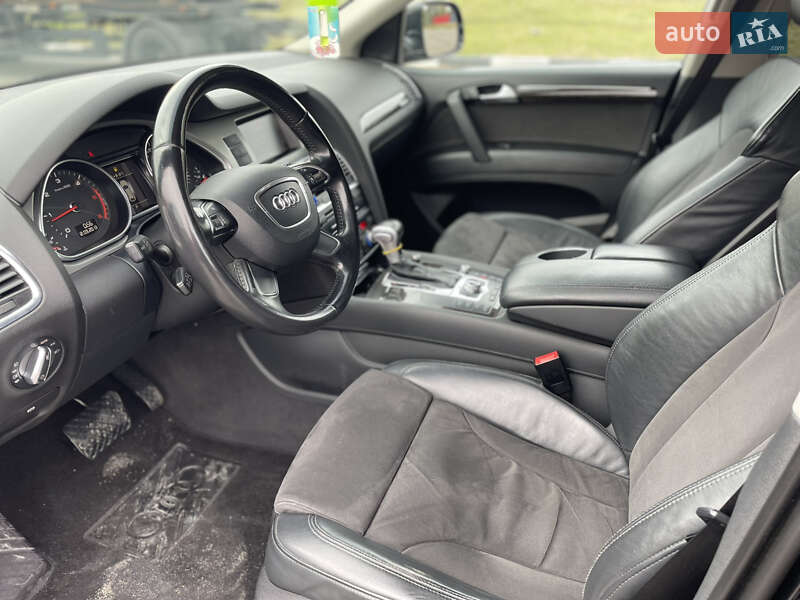 Внедорожник / Кроссовер Audi Q7 2014 в Киеве