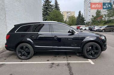Внедорожник / Кроссовер Audi Q7 2011 в 