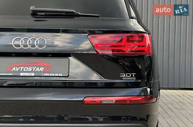 Позашляховик / Кросовер Audi Q7 2017 в 