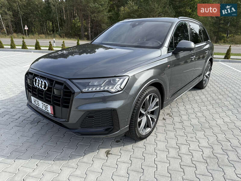 Позашляховик / Кросовер Audi Q7 2021 в Ковелі
