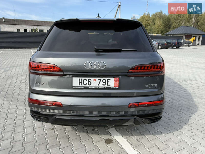 Позашляховик / Кросовер Audi Q7 2021 в Ковелі