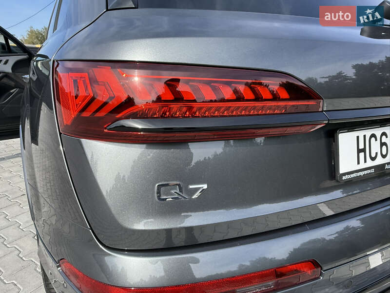 Позашляховик / Кросовер Audi Q7 2021 в Ковелі