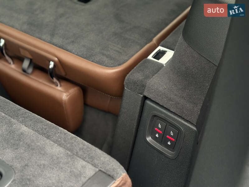 Позашляховик / Кросовер Audi Q7 2016 в Києві