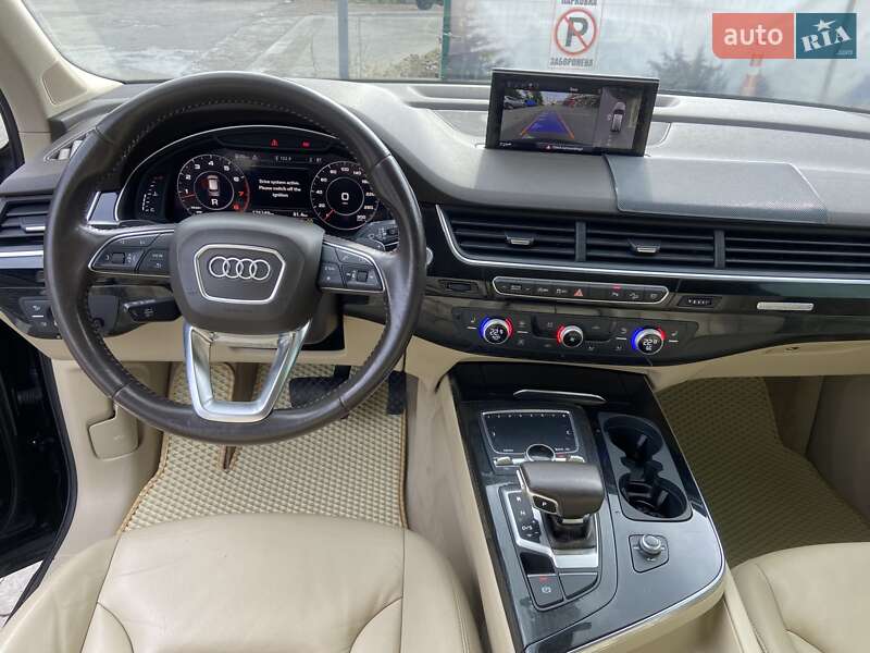 Позашляховик / Кросовер Audi Q7 2019 в Львові