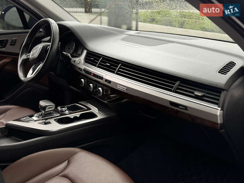 Внедорожник / Кроссовер Audi Q7 2018 в Львове фото 30 Внедорожник / Кроссовер Audi Q7 2018 в Львове