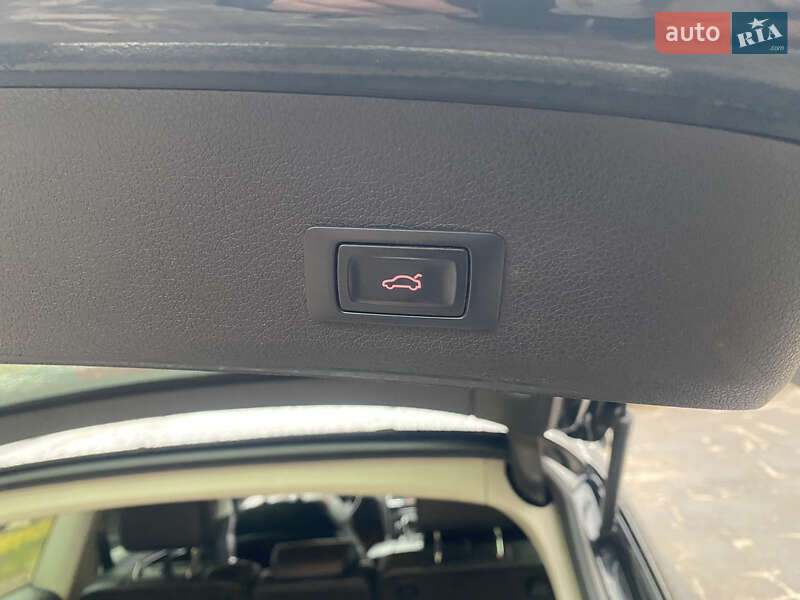 Позашляховик / Кросовер Audi Q7 2013 в Ірпені