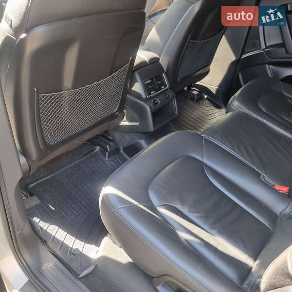 Позашляховик / Кросовер Audi Q7 2012 в Рожнятові