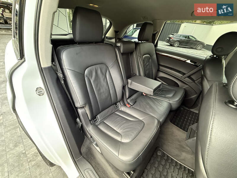 Внедорожник / Кроссовер Audi Q7 2012 в Ровно