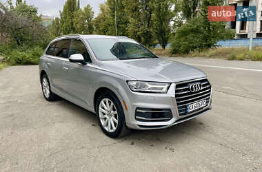 Внедорожник / Кроссовер Audi Q7 2016 в Киеве