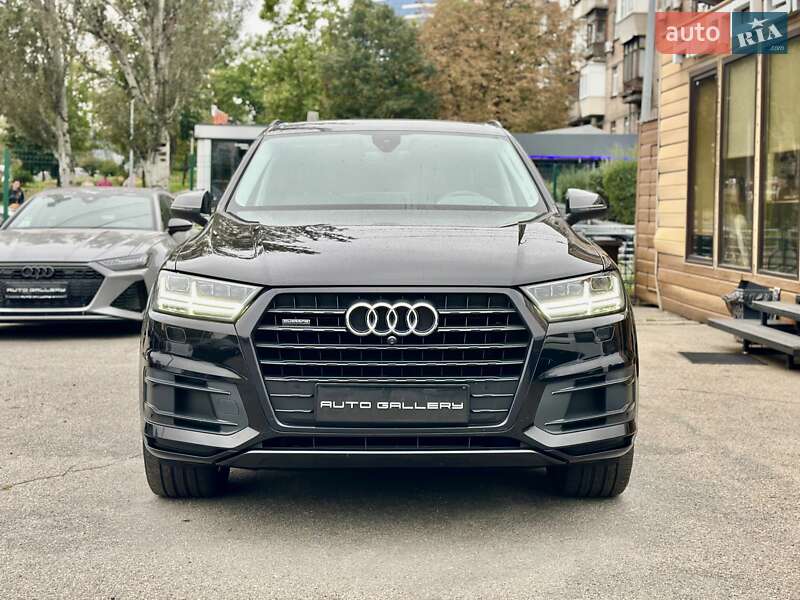 Внедорожник / Кроссовер Audi Q7 2018 в Киеве фото 6 Внедорожник / Кроссовер Audi Q7 2018 в Киеве